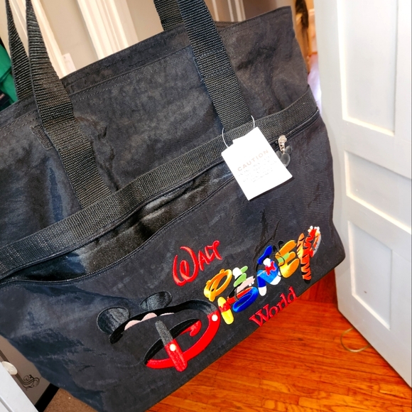 Disney Tote Bag NWT - Picture 1 of 3
